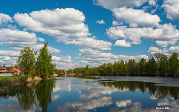 Fog dissipates / ***