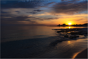 Sunset / ***