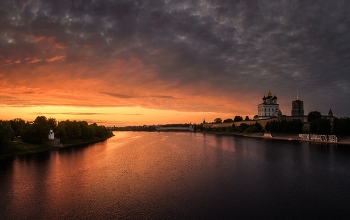 Pskov evening / ***