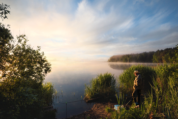 Morning Fisherman / ***