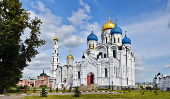 Nikolo - Ugreshsky Monastery / ***