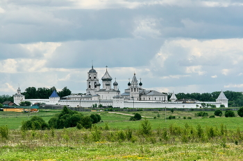 Nikita Monastery / ***