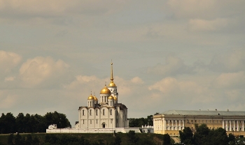 Vladimir. Assumption Cathedral / ***
