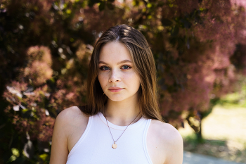 Xenia / ***