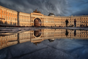 Palace Square / ***