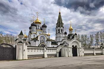 Alexander Nevsky Church / ***