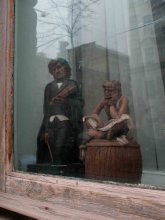 behind glass / *****