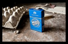 Smoking destroys the ... / ***