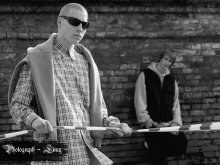 the album cover / ***