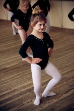 Young dancer / ***