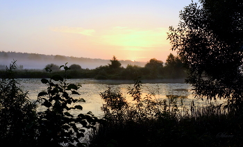 Morning on the lake. / ***