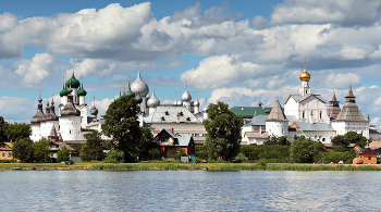 Rostov Kremlin / ***