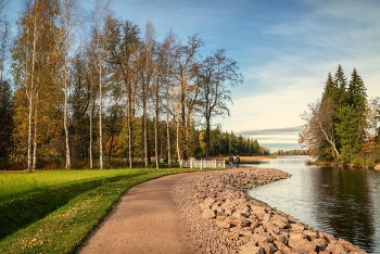 Autumn in Mon Repos / ***