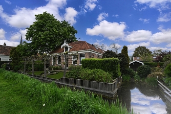 House in the village / BROEK in Waterland.Netherlands