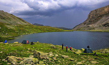 Turoe lake / ***