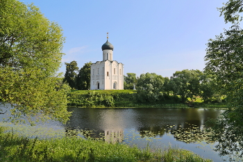 Church of the Intercession on the Nerl / ***