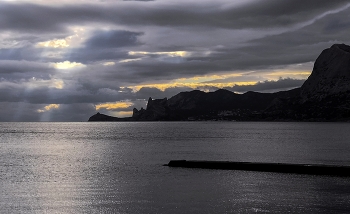 Evening. / ***