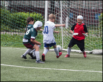 Dangerous moment / ***