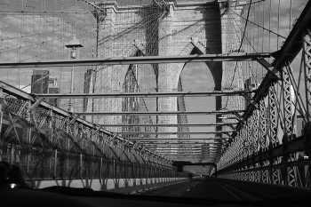 The Brooklyn Bridge / ***