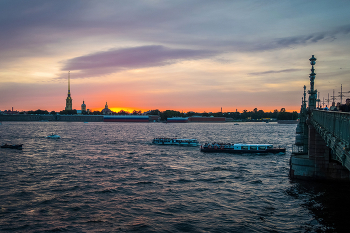 at Trinity Bridge / ***