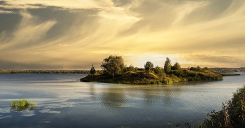 On the lake / ***