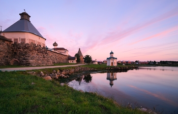 Pink Evening / ***