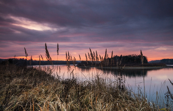 October Morning / ***