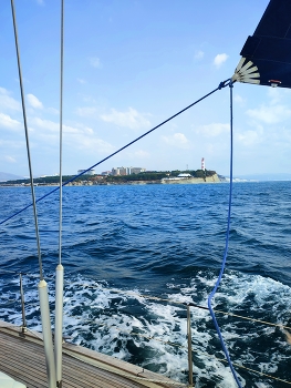 Sailing / ***