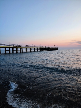 Sunset / ***