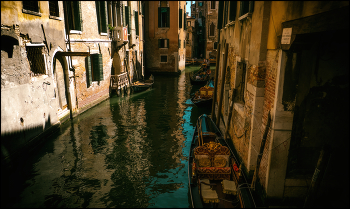 Venice / ***