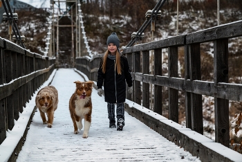 Together cheerfully to walk / ***