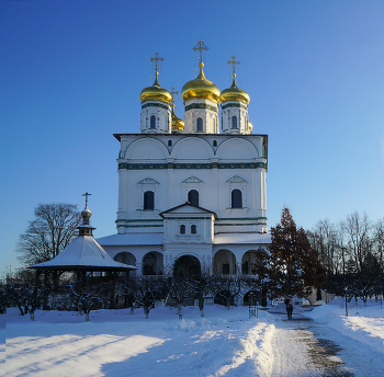 Rostov Kremlin / ***