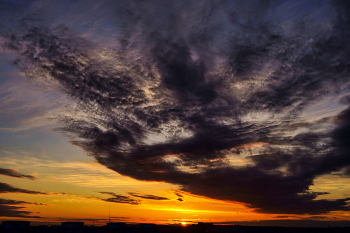 Sunset / ***