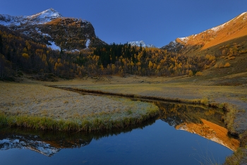 Morning in the mountains / ***