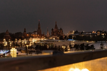 Evening Moscow / ***