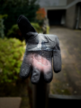 Thumb's up / Dedicated to Thomas