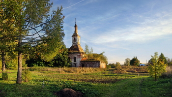 Old Church / ***