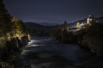 Night Over Rioni River / ***