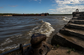 On the roads ... / ***