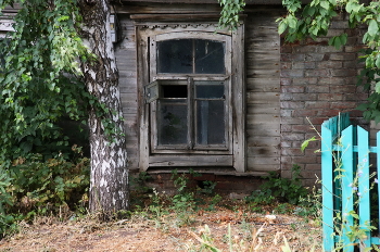 Old window / ***