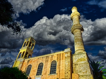 Khanià (Creta) - Església S. Nicolás (campanar i minarete) - Grècia / Khanià (Creta) - Església S. Nicolás (campanar i minarete) - Grècia