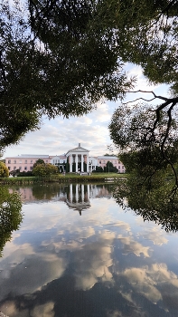 Batonichesky garden / ***