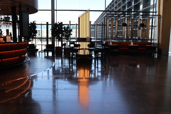 At the airport / ***