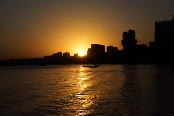 Fishing at sunset / ***