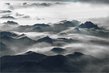 Above the clouds / ***