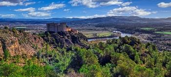 Miravet - Castell i riu Ebre - Ribera d'Ebre / Miravet - Castell i riu Ebre - Ribera d'Ebre