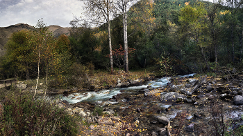 Autumn in the mountains ... / ***