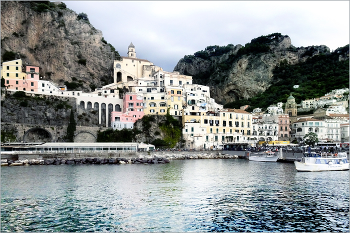 View from Amalfi / ***