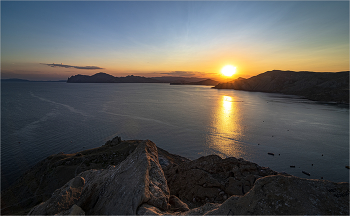 Sunset / ***