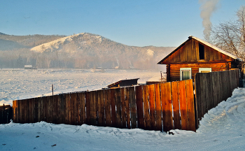 House on a hillside / ***